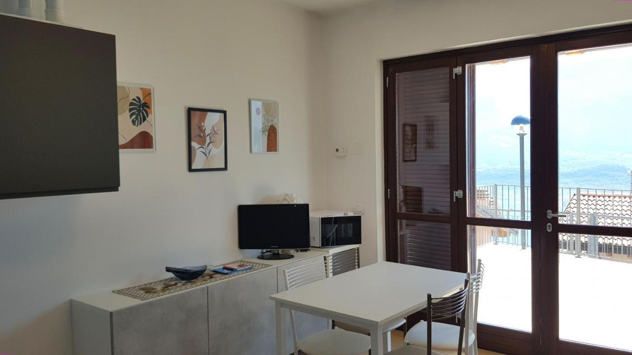 La Quiete 08 Lake View Apartment By Garda Domus Mea Tremosine Eksteriør billede